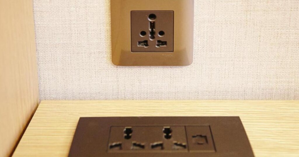 デイズホテルバイウィンダムソウル明洞コンセント