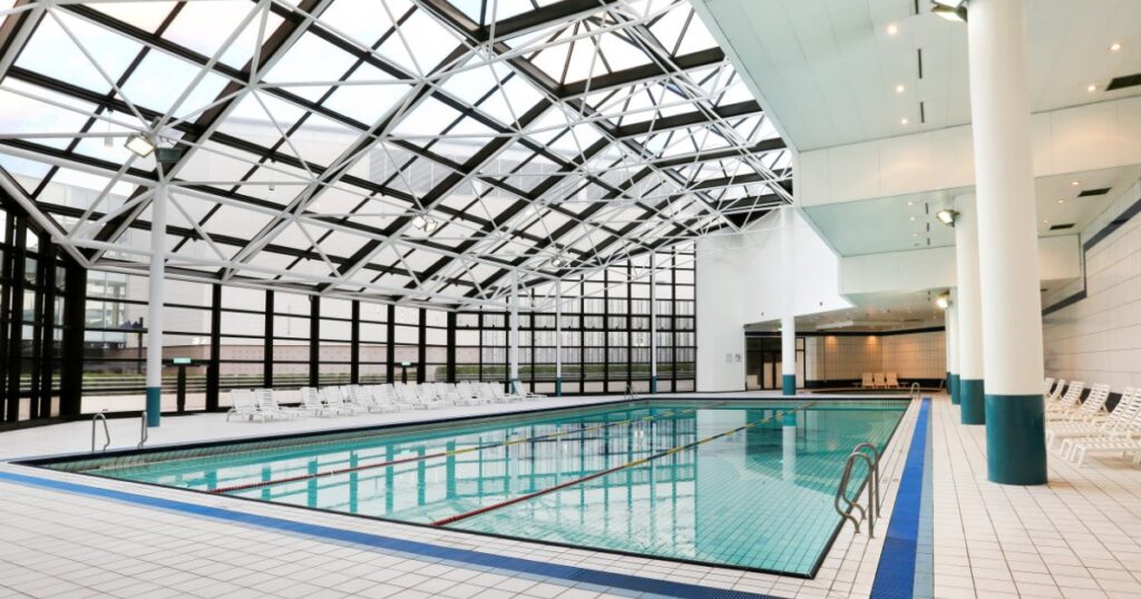 スイスグランドホテルプール