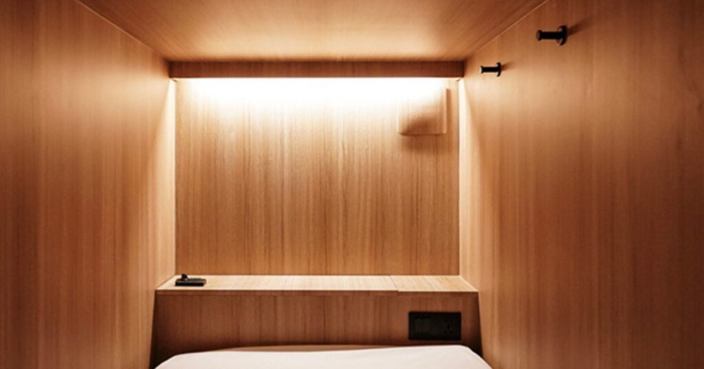 D.A.L Premium Capsule Hotelコンセント