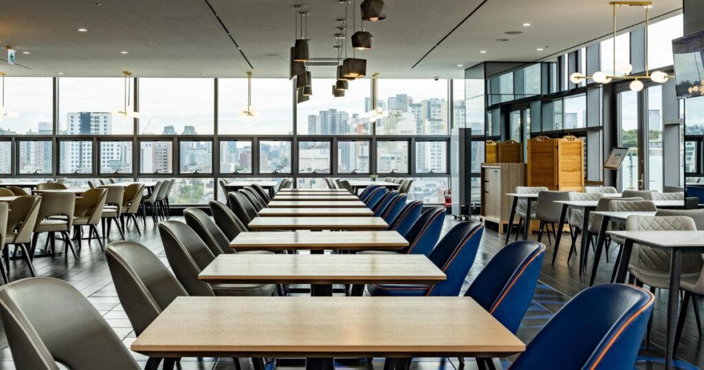 ホリデイインエクスプレスソウル弘大レストラン