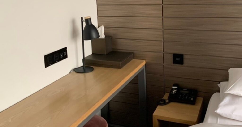 ホテル ザ デザイナーズ弘大コンセント