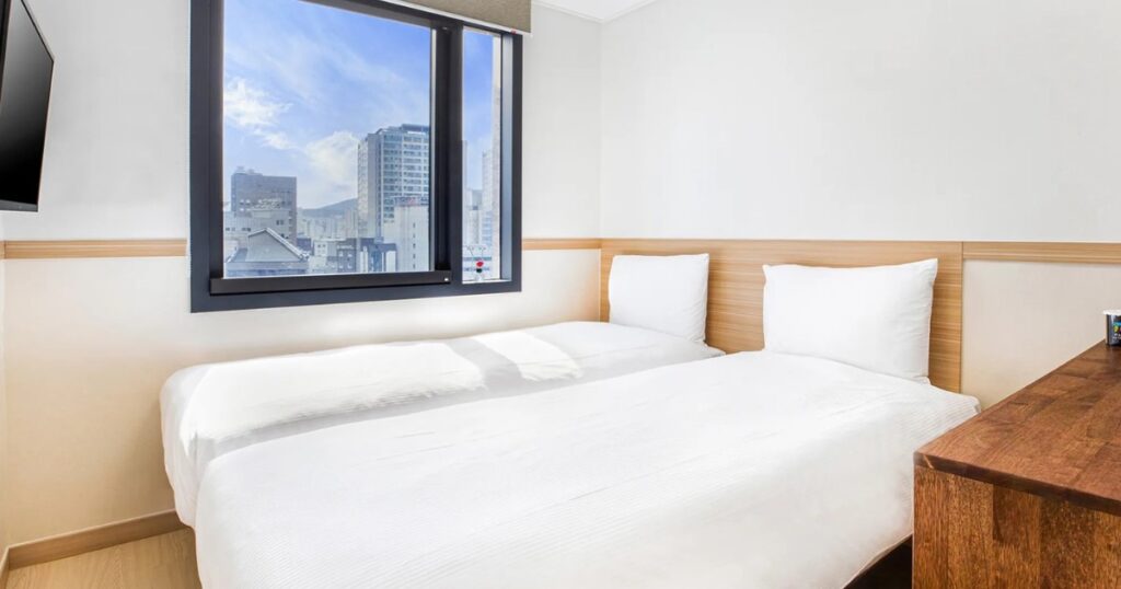 ファイブホテル チョンノ客室