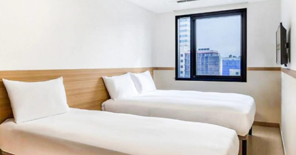 ファイブホテル チョンノ客室