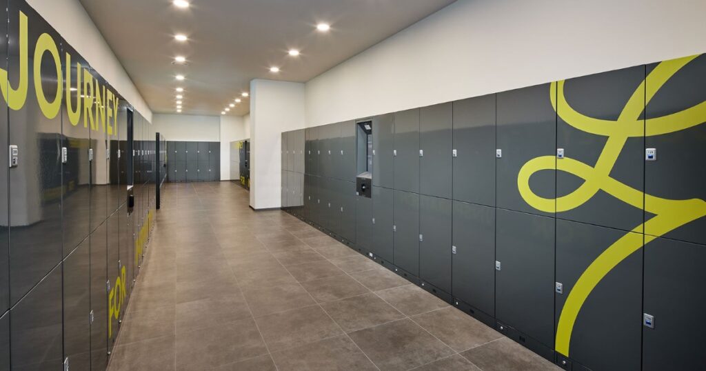 L7海雲台ロッカールーム