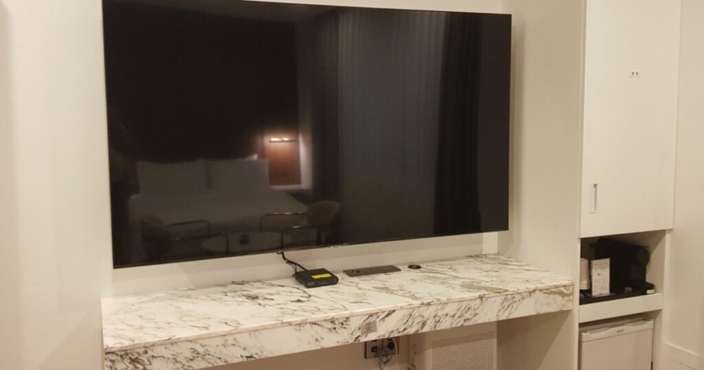 チョンノ アマーレホテルコンセント